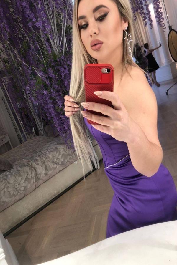 Descubre la pasión y el encanto de Amapola Jade